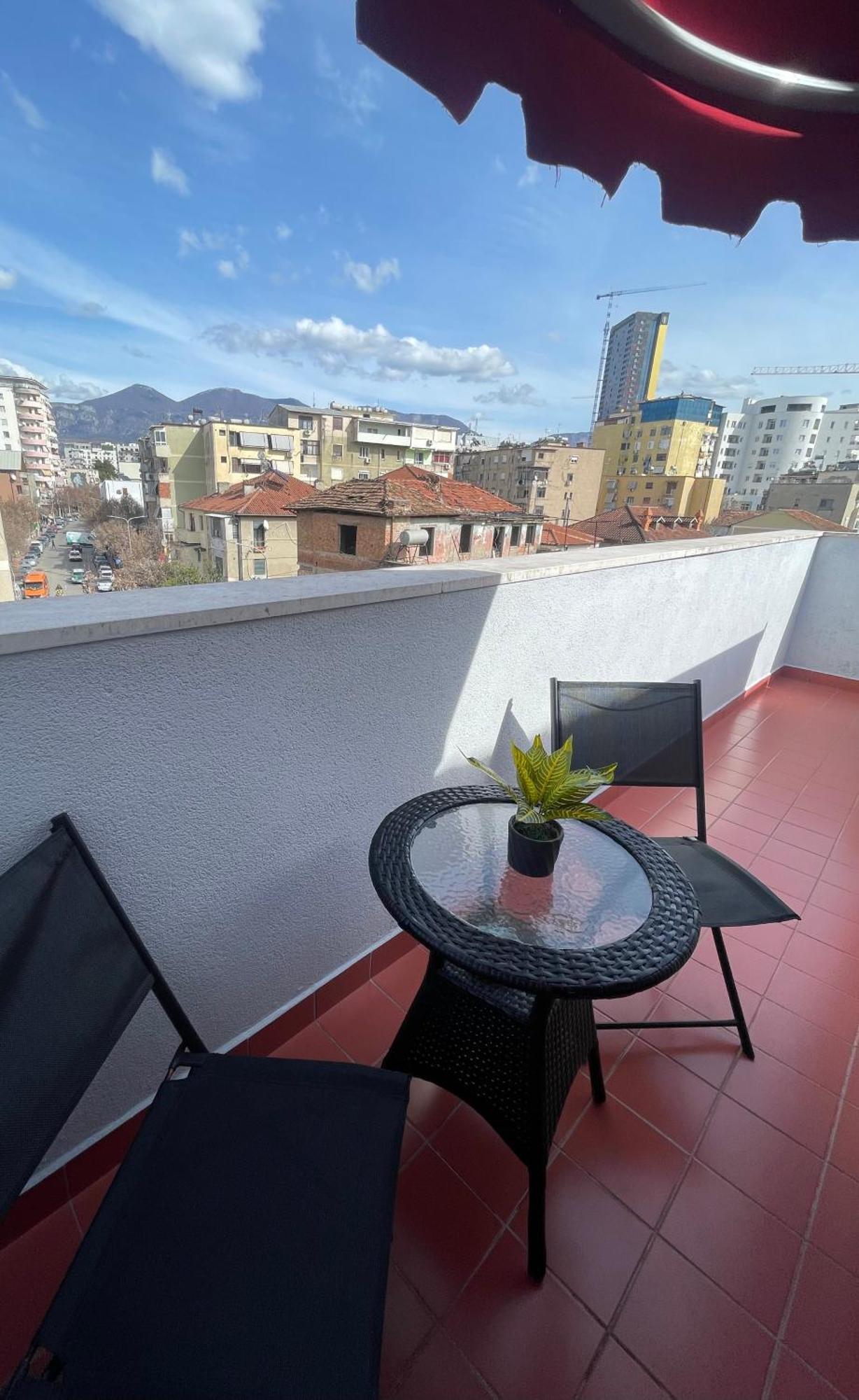 Pog Apartments Tirana Exterior foto